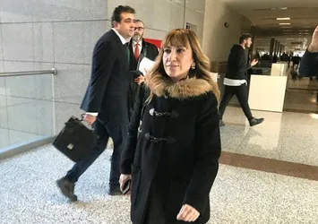 Başörtülü kadınlara hakaret eden eski İBB Genel Sekreter Yardımcısı Meltem Şişli'nin davasında flaş gelişme