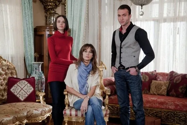 Kurtlar Vadisi, Ramo ve Söz dizisinde ortalığı kasıp kavurmuştu! Yeni sezondaki durağı...