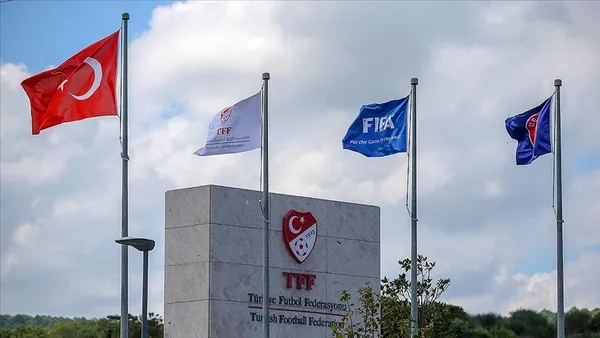 super-ligden-cok-sayida-kulup-pfdkya-sevk-edildi-1679434654113.jpg Süper Lig'den çok sayıda kulüp PFDK'ya sevk edildi - 1