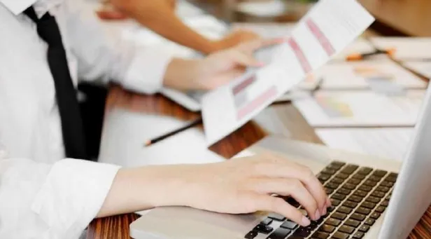 31 Aralık yarın resmi tatil mi? Yarın PTT, banka ve noter açık mı, kapalı mı? İşte açıklama detayları...