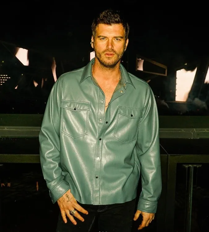 yakisikli-oyuncu-kivanc-tatlitug-mujdeyi-verdi-1765956664195.jpg Kaynak: Instagram