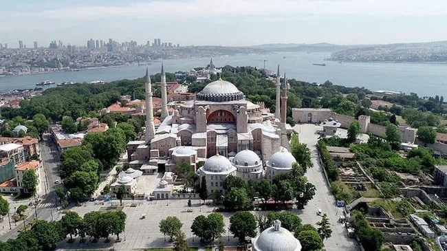 Sözcü'nün skandal Ayasofya manşetine dava açıldı: Dini değerleri alenen aşağıladılar - 2