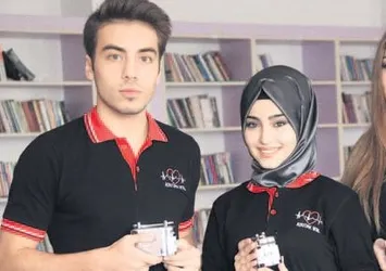 Liseli gençlerden örnek davranış