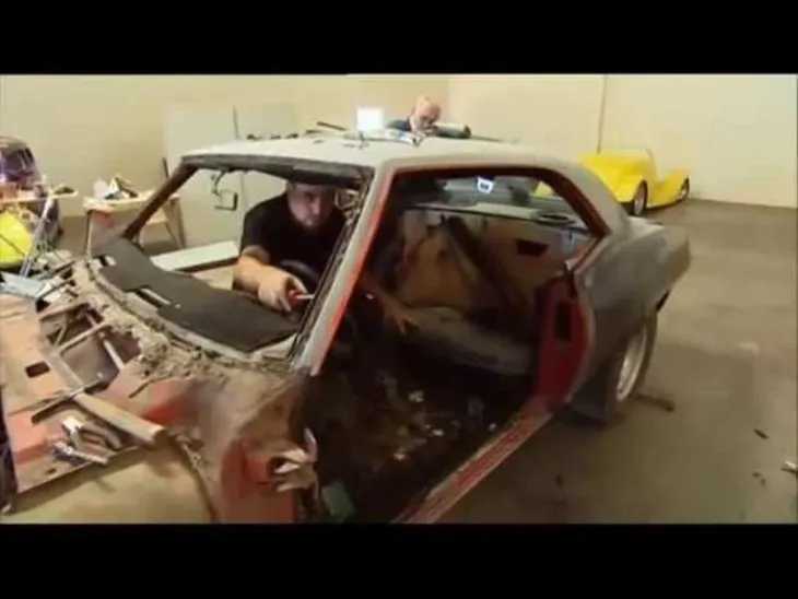 1969 model Camaro aracın son hali hayran bıraktı! Hurdalıktan satın almıştı