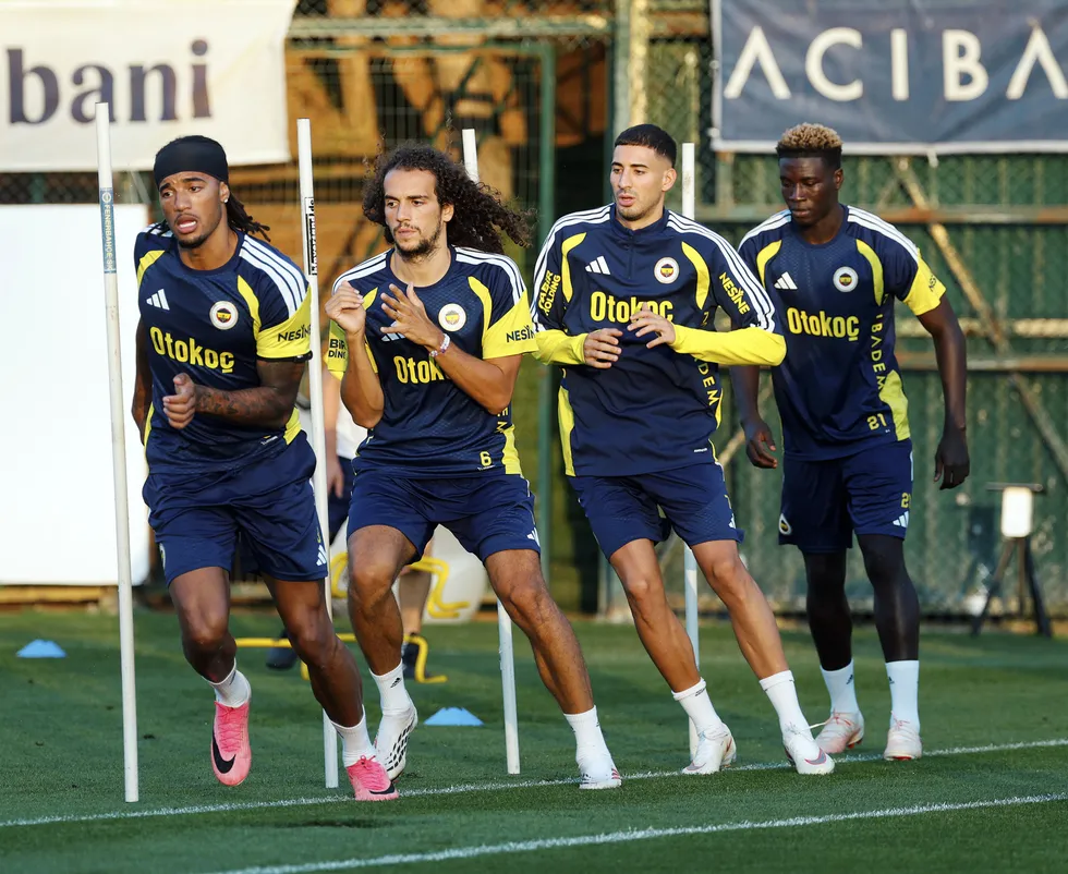 Fenerbahçe-Beşiktaş derbisinde nefesler tutuldu: Muhtemel 11’ler, maç saati ve dev randevunun tüm ayrıntıları - 9