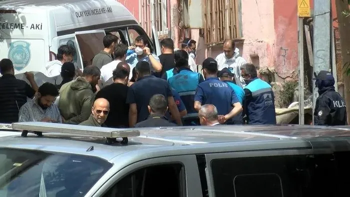 1716882050669.jpeg Pendik'teki vahşi cinayette flaş gelişme! 16 parçaya ayrılmıştı 1 kişi gözaltında! Güvenlik kamerası görüntüleri ortaya çıktı - 2