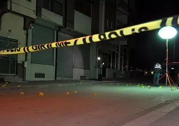 Adana'da sokak ortasında infaz