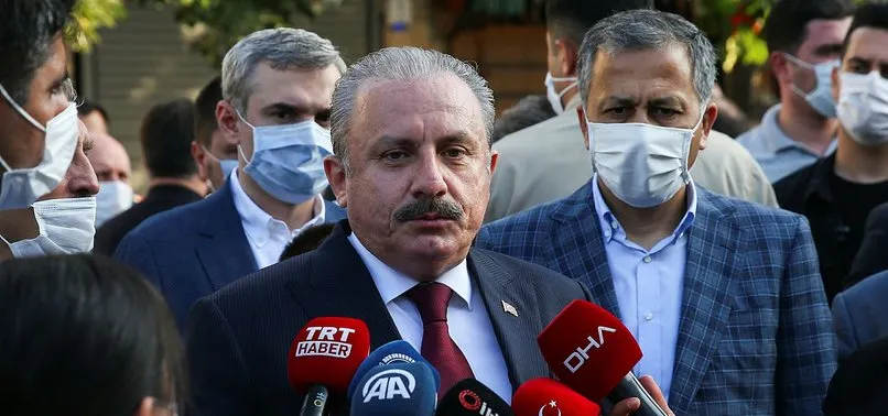 Son dakika: TBMM Başkanı Şentop, bayram namazını Ayasofya-i Kebir Camii’nde kıldı