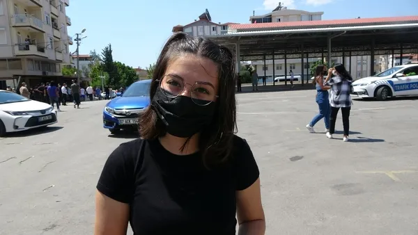 Antalya’da görevli TOMA’lar çiçekler ve alkışlarla uğurlandı