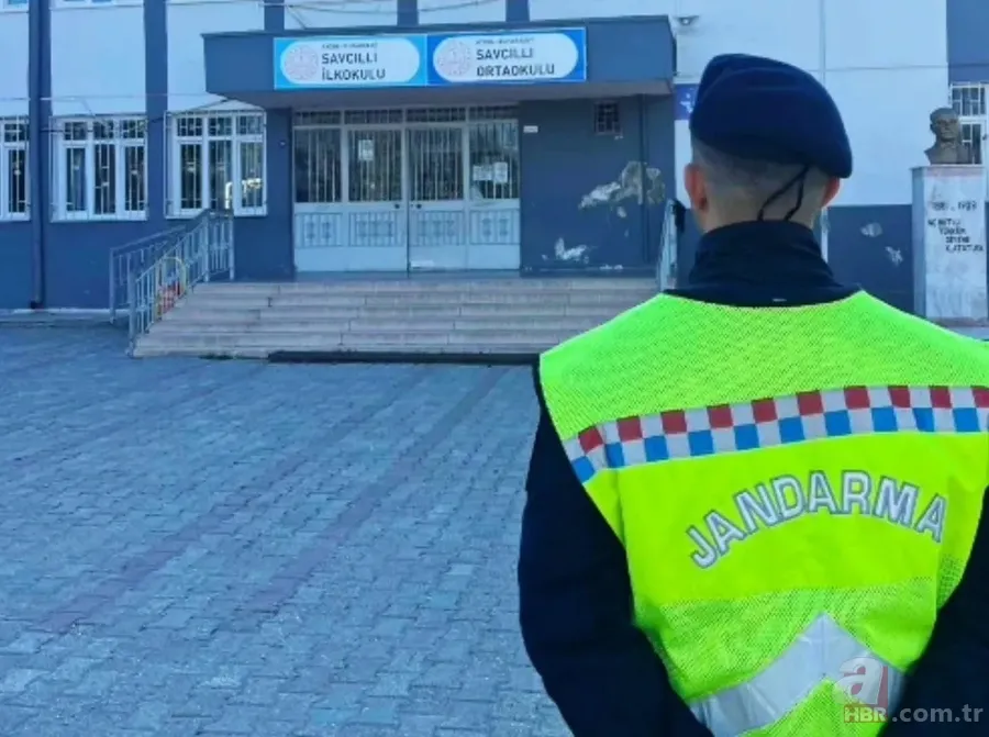 Okullarda güvenlik çemberi genişliyor! Bahçe görevlisi ve dedektörlü güvenlik dönemi 1
