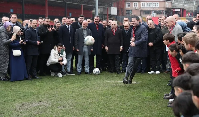 cumhur-ittifaki-istanbul-adayi-murat-kurum-fatih-karagumruk-spor-kulubunu-ziyaret-etti-1708100573201.jpg Cumhur İttifakı İstanbul adayı Murat Kurum Fatih Karagümrük Spor Kulübü’nü ziyaret etti - 2