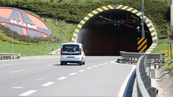 Son dakika: Yola çıkacaklar dikkat! Bolu Dağı Tüneli’nin İstanbul yönü 35 gün trafiğe kapatıldı
