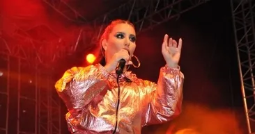 İrem Derici evlat edinecek