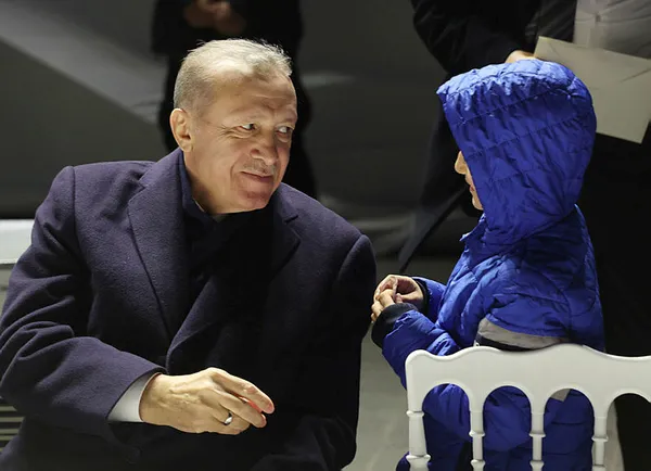 Üsküdar’da 50 bin kişi ile iftar: Başkan Recep Tayyip Erdoğan’dan kritik açıklamalar: Deprem bölgesinden asla ayrılmayacağız