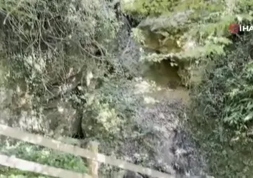 Düzce'de sıcaktan bunalanalar bu mağaraya geliyor