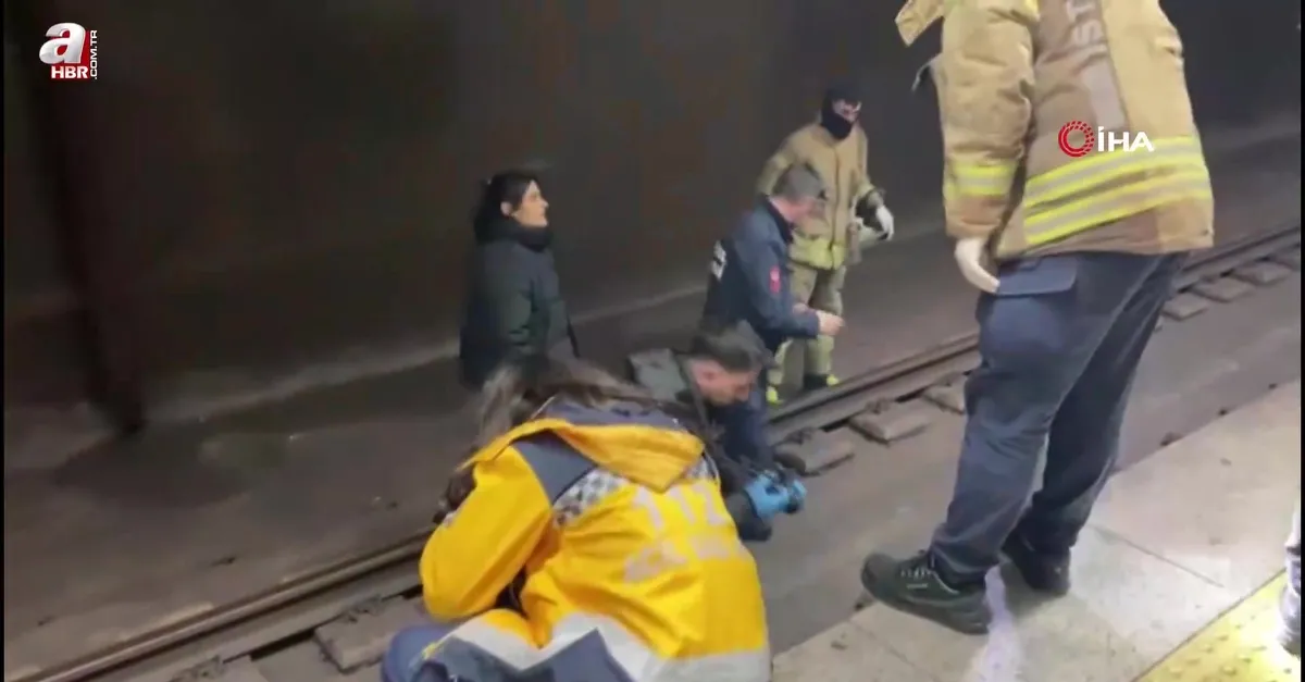 Marmaray'da bir kişi intihar etti!