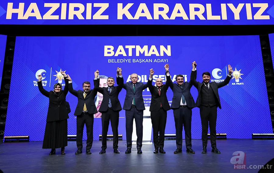 AK Parti'nin Ankara ve İzmir adayları açıklandı! 17'si büyükşehir 48 il daha belli oldu! Başkan Erdoğan duyurdu... 49