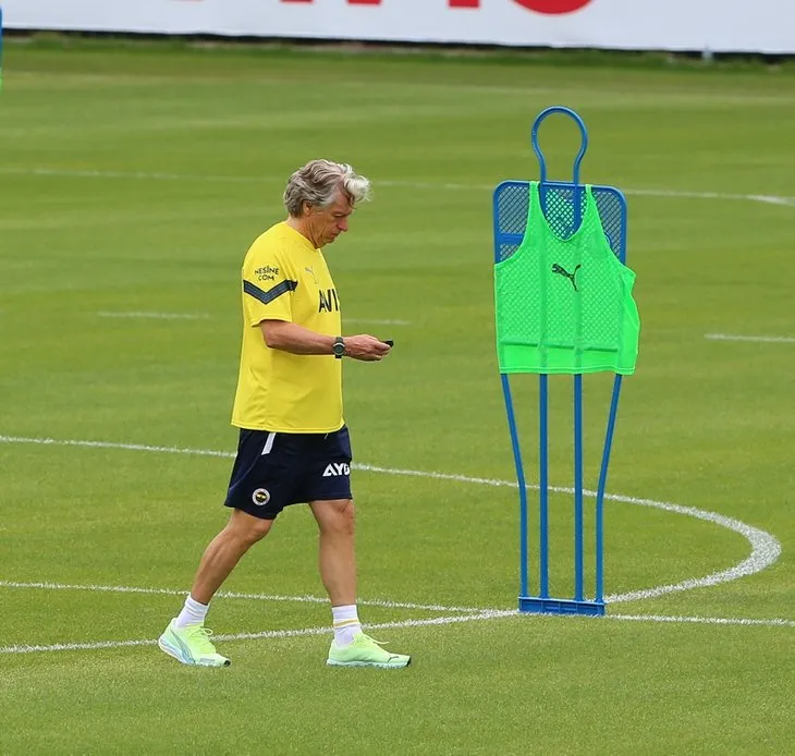 Fenerbahçe teknik direktörü Jorge Jesus sahadaki liderini seçti!