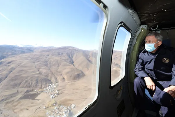 Son dakika: Milli Savunma Bakanı Hulusi Akar İran sınır hattında inceleme yaptı | Başkan Erdoğan’dan hudut kartallarına güven mesajı