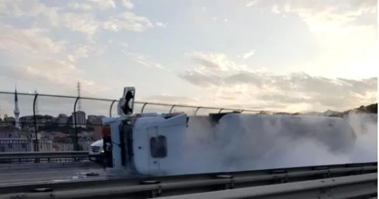 TEM'de gaz tankeri devrildi! Trafiğe kapanan yol çalışmalardan sonra açıldı - 1