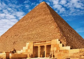 Giza Piramitleri’nin altında dev yer altı yapısı keşfedildi!