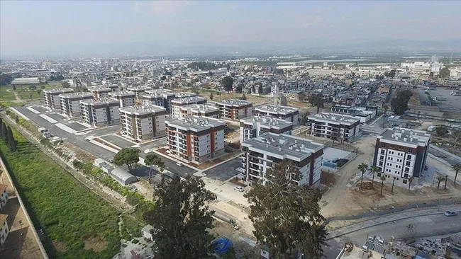 yerinde-donusum-icin-basvurular-basladi-bakan-ozhaseki-a-haberde-1689599380862.jpg Yerinde dönüşüm için başvurular başladı! Bakan Özhaseki A Haber'de - 1