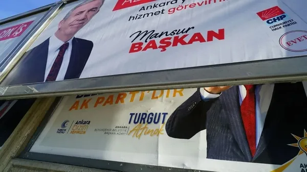 1709392413421.jpeg Sözde 'dürüst' seçim çalışması! Ankara'nın çilesi CHP'li Yavaş'tan Turgut Altınok'un pankartlarına gece yarısı operasyonu! ABB çalışanlarına söktürdü - 3