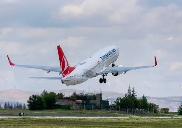 THY'den günlük seferde yeni rekor