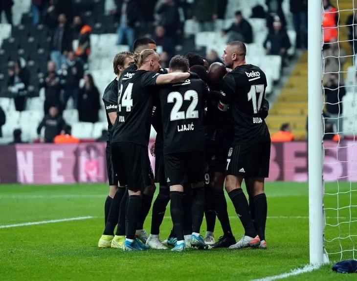 Abdullah Avcı’dan önemli karar! İşte Beşiktaş-Anagold 24 Erzincanspor maçı muhtemel 11’leri