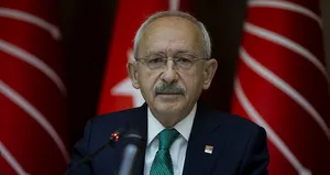 CHP’de ’hile’ istifası