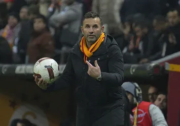 Ahaber.com.tr sordu Okan Buruk yanıtladı! Sağ ve sol bek transferleri için tarih verdi