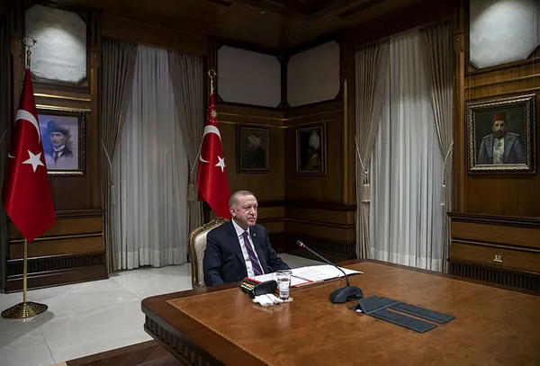 baskan-erdogan-fransa-cumhurbaskani-macron-ile-gorustu-1614712735380.jpg Başkan Erdoğan, Fransa Cumhurbaşkanı Macron ile görüştü - 2