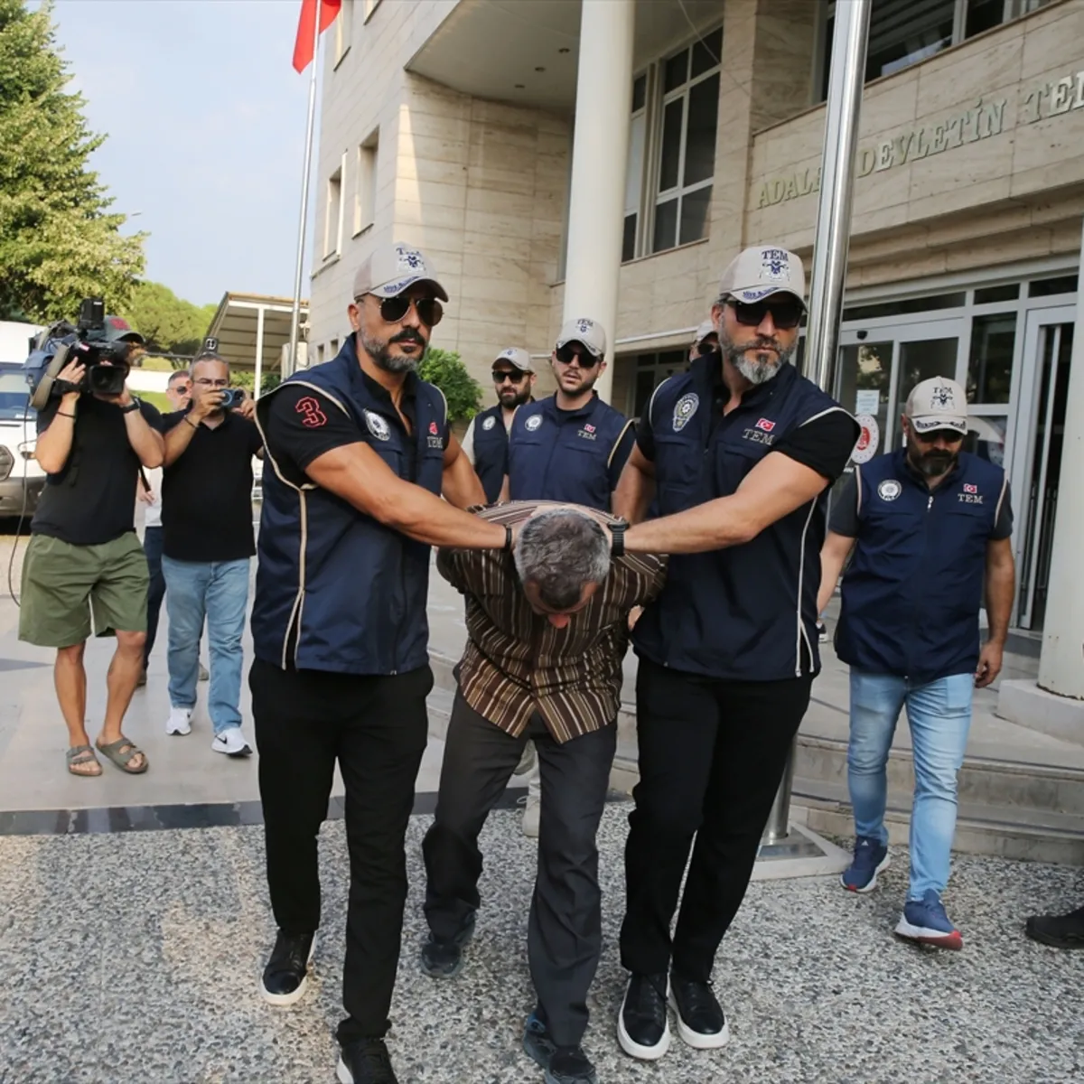 Asrın ihanetinde yeni detaylar A Haber’de! FETÖ’cü hainden itiraf: “Erdoğan’ı kaçıracaktık”