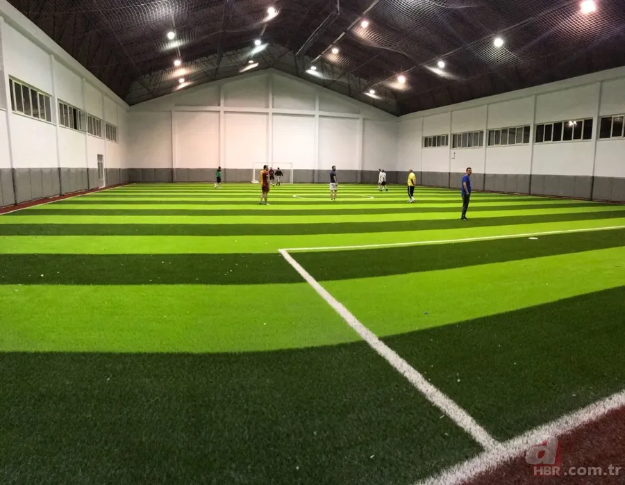 Halı sahalar açıldı mı? Halı sahalar 1 Haziran'da açılıyor mu? Kabine Toplantısı halı saha kararı... 7