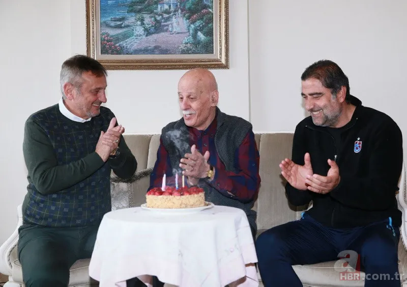 Trabzonspor efsanesi Ahmet Suat Özyazıcı vefat etti 6