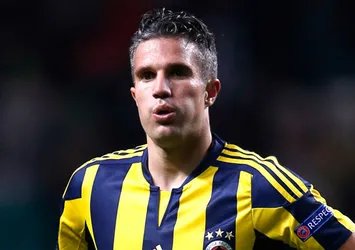 Robin van Persie uyanıklığı!