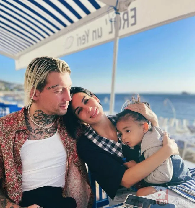 Fenomenlerin ‘fakirlik’ yarışı! Eylül Öztürk’ün paylaşımı alay konusu oldu 9