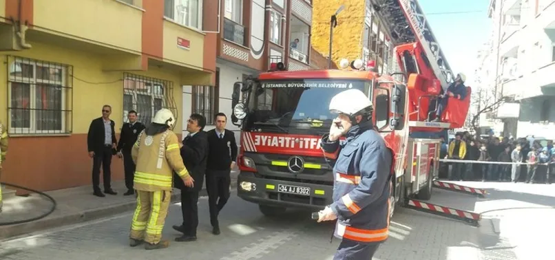 Küçükçekmece'de yangın