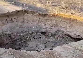 Konya'dan sonra bir ilde daha obruk kabusu! Yer 10 metre çöktü