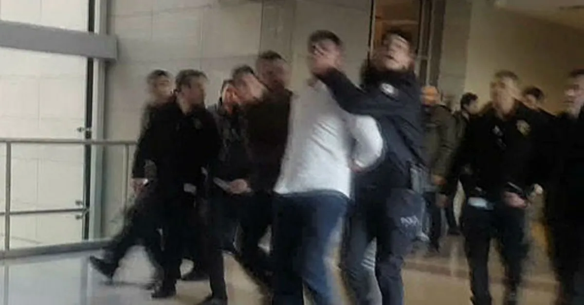 İstanbul Adalet Sarayı'ndan kaçmaya çalıştı polisler yakaladı