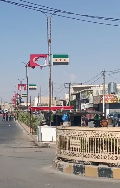 suriyeli-yerel-askeri-yetkililerden-aciklama-turk-kardeslerimize-saldiranlarin-pesine-takilmayin-1719906193221.jpg Suriye'deki provokatif olaylara müdahale edildi! MİT'ten olaylara ilişkin açıklama: Takip ediyoruz - 7