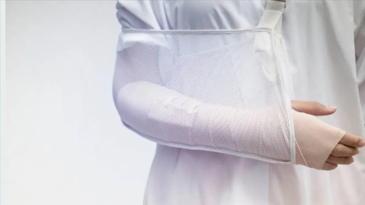 Vücuttaki kırıklar nasıl iyileşir? Kırık kemik ne kadar sürede kaynar?