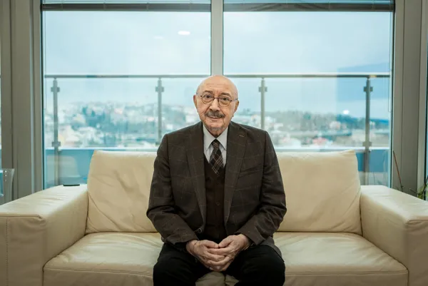 Özdemir Erdoğan’dan sert sözler: Ülke başarılı oldukça onlar rahatsız oluyor