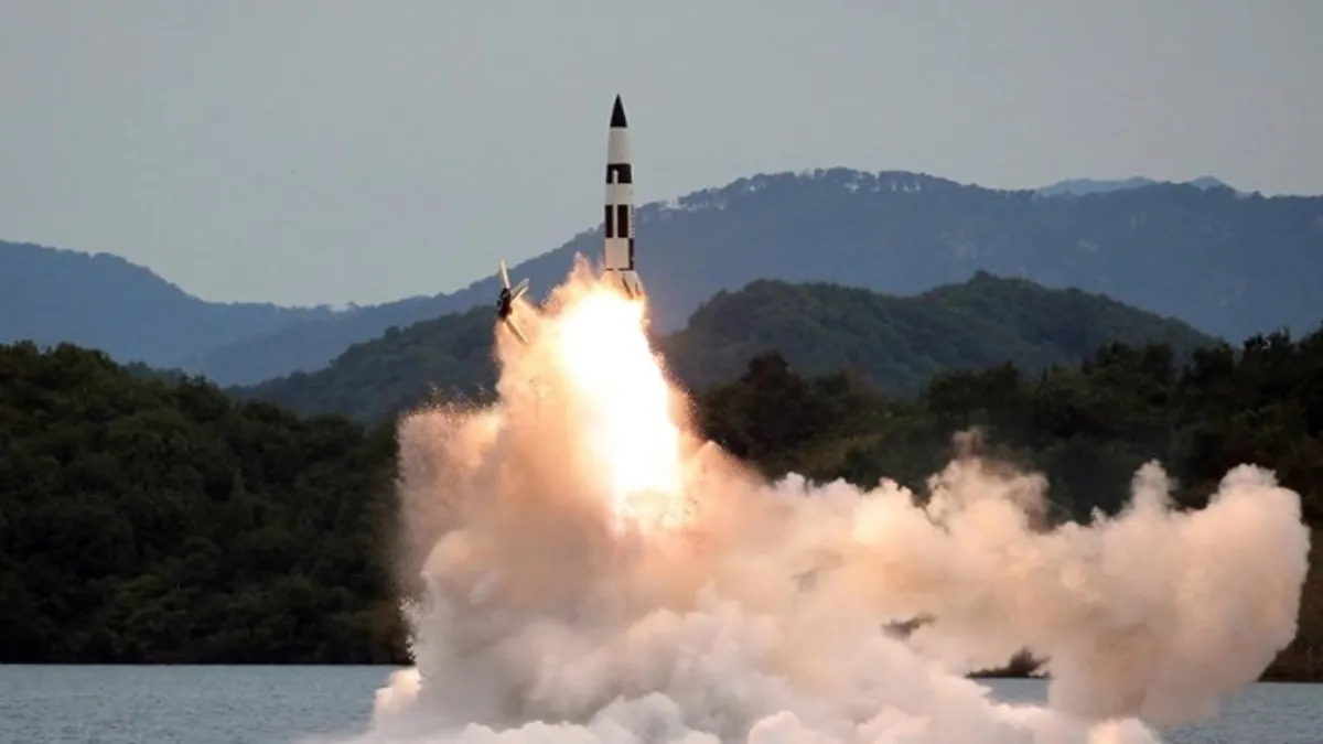 Güney Kore ve Japonya duyurdu: Kuzey Kore balistik füze fırlattı