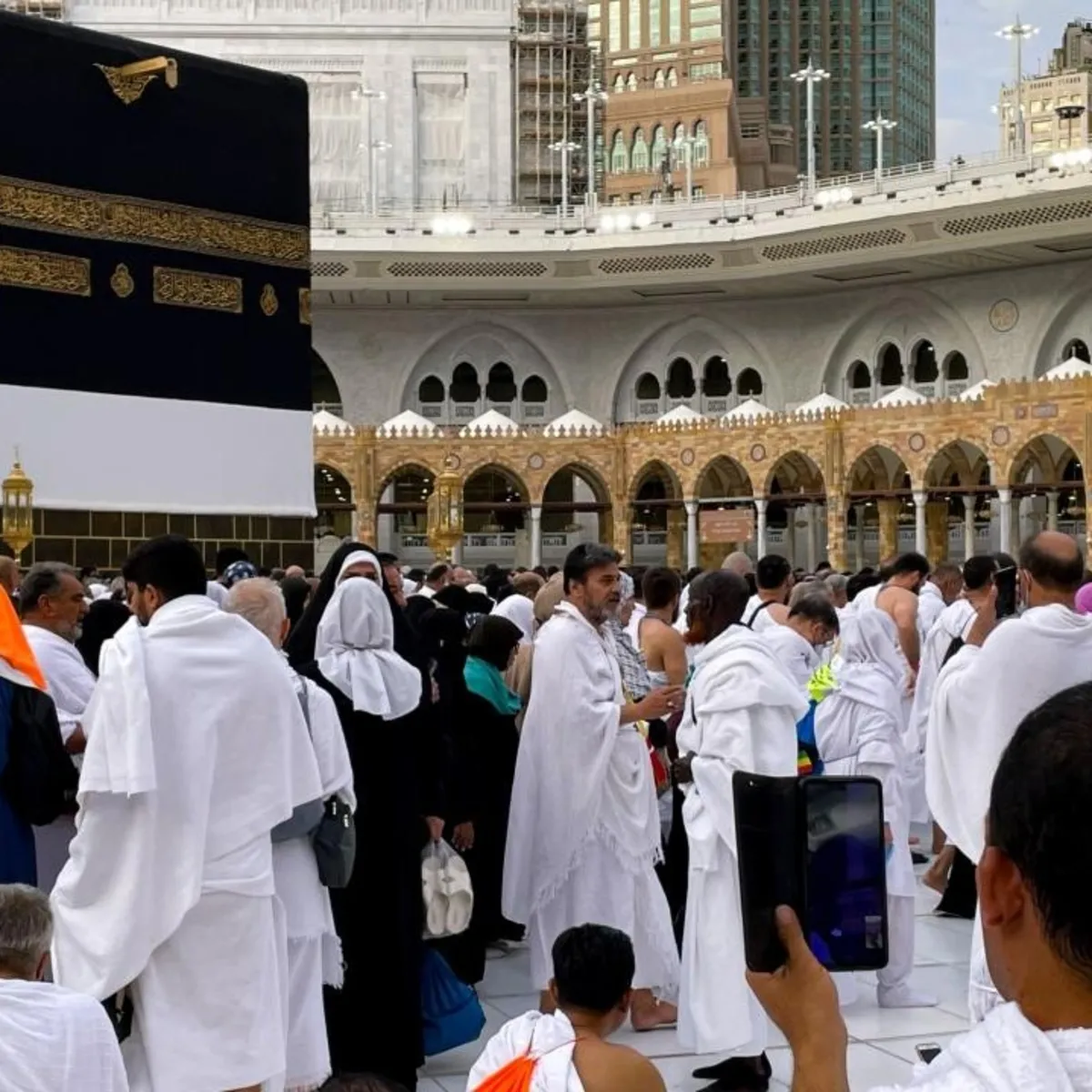 Türk hacı adaylarının Arafat'a intikali başladı