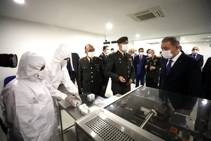 Milli Savunma Bakanı Hulusi Akar, Gazi Fişek Fabrikası’nda incelemelerde bulundu