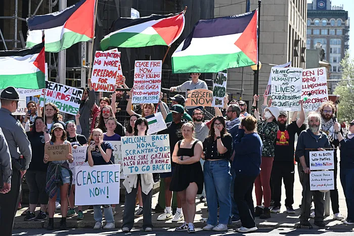 Joe Biden’a doğup büyüdüğü Scranton kentinde Filistin protestosu: Saklanamazsın!