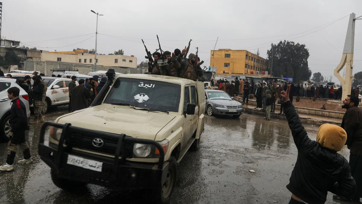 Suriye'de operasyon başladı! Dünya televizyonlarında ilk: A Haber çatışmanın ortasında