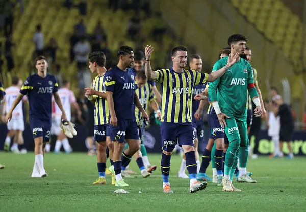 1661464970530.jpg İşte UEFA Avrupa Ligi'ndeki muhtemel rakipler! Fenerbahçe ve Trabzonspor'un Avrupa'daki rakipleri kimler? UEFA Avrupa Ligi kura çekimi saat kaçta hangi kanalda? - 6