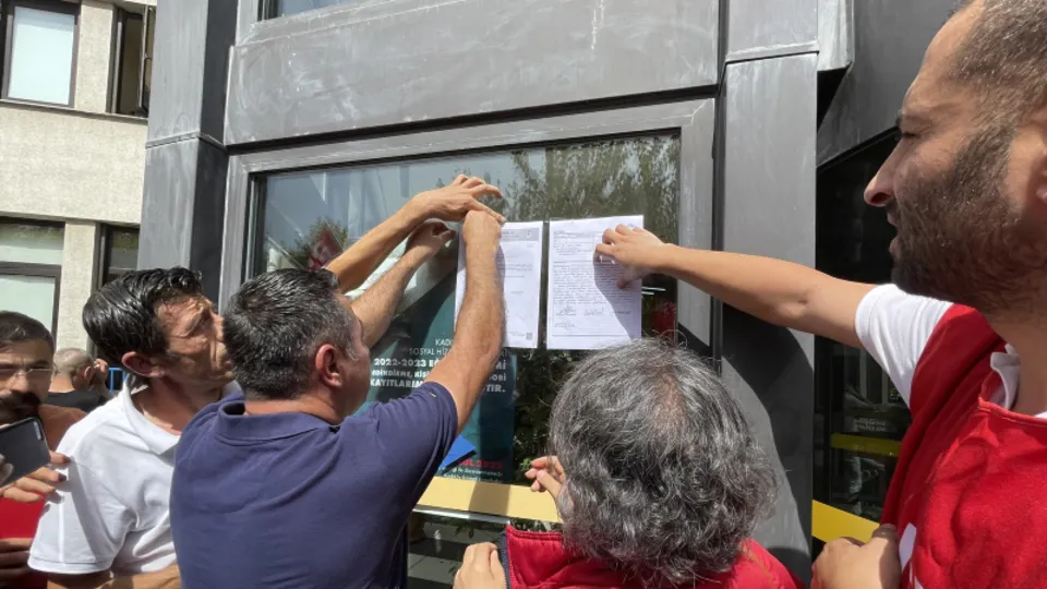 CHP'li Kadıköy Belediyesinde grev kararı! Hakkını alamayan işçiler ayaklandı